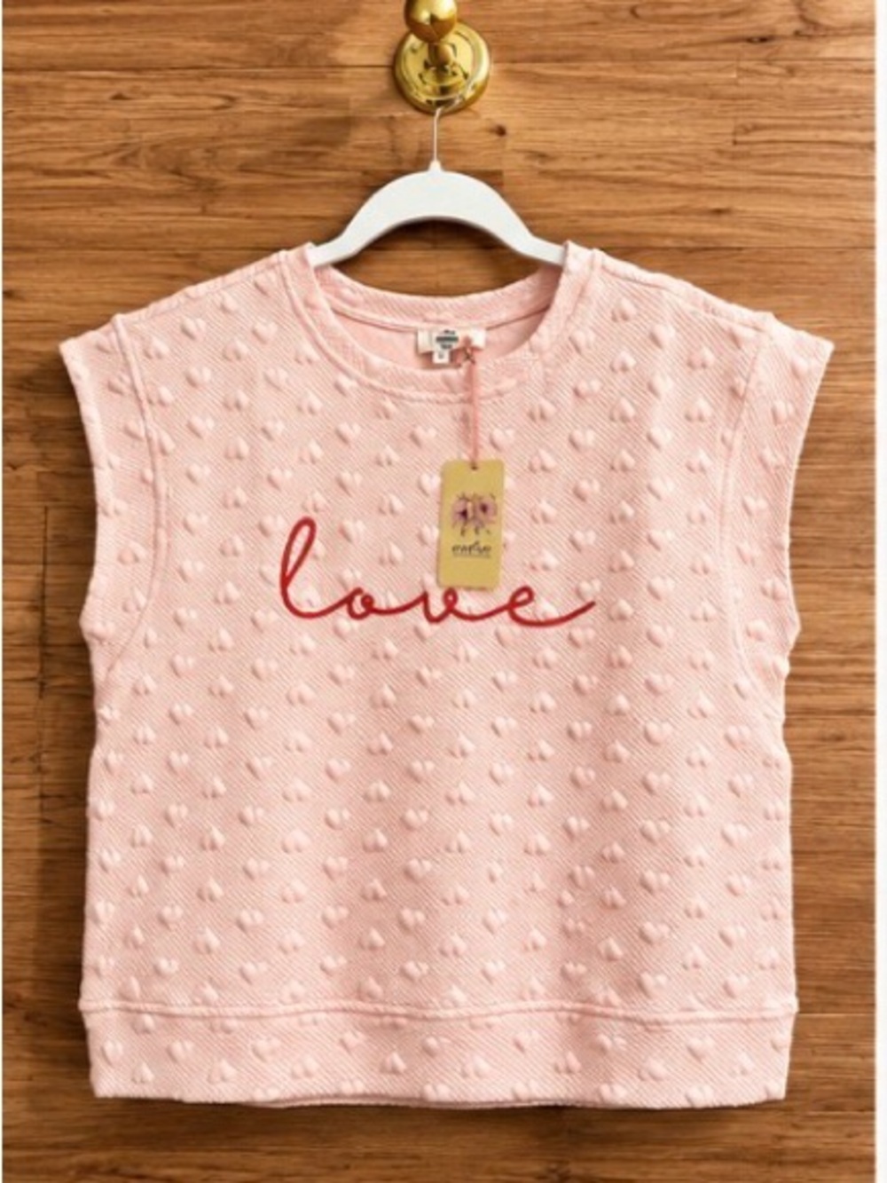 Entro Love Embroidered Textured Heart Top Small Pink Sleeveless Sweatshirt NWT